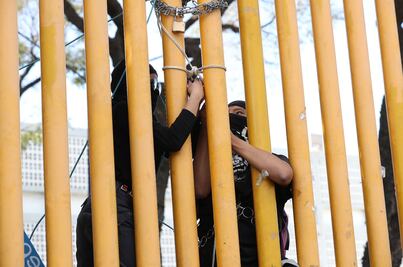 Estudiantes de prepa 7 amagan con sostener paro hasta que haya maestros sancionados