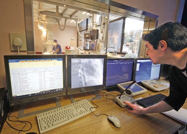 Utilizan innovadoras técnicas para tratar enfermedades del corazón