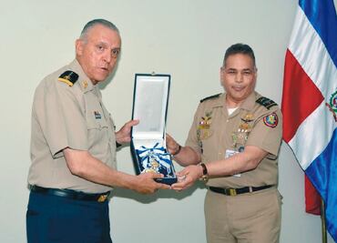 Dominicana reconoce a militares mexicanos