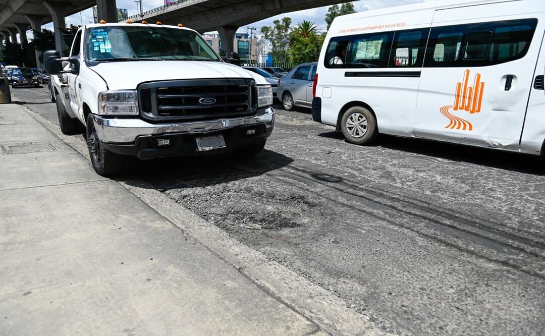 Reporta baches y daños en carreteras de Naucalpan a través del chatbot ‘Movimex’. Foto: Rebeca Jiménez
