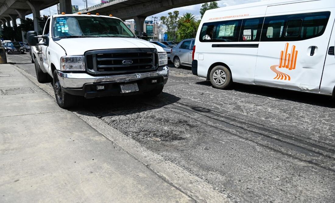 Reporta baches y daños en carreteras de Naucalpan a través del chatbot ‘Movimex’. Foto: Rebeca Jiménez