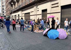 Ambulantes aprovechan bloqueo del Centro Histórico; venden adentro de campamento del CNTE  