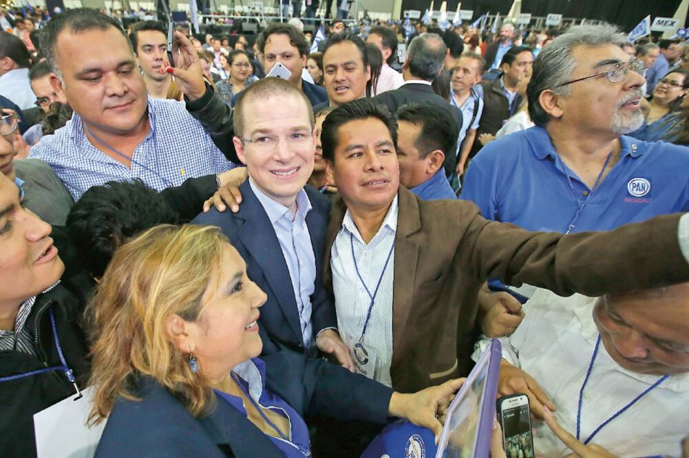 La Comisión Permanente del PAN, presidida por Ricardo Anaya, definirá los estados donde habrá alianzas con el sol azteca como en el caso de Puebla, Tamaulipas, Chihuahua, Tlaxcala y Sinaloa (ARCHIVO. EL UNIVERSAL)