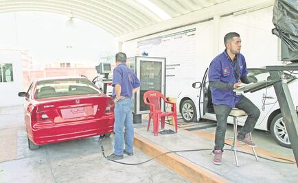 Elevan costo de verificación vehicular en CDMX