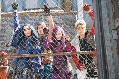 Hijos de villanos de Disney darán lecciones de vida en tv