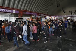 Línea A del Metro opera con servicio provisional; ruptura en la catenaria afecta la circulación