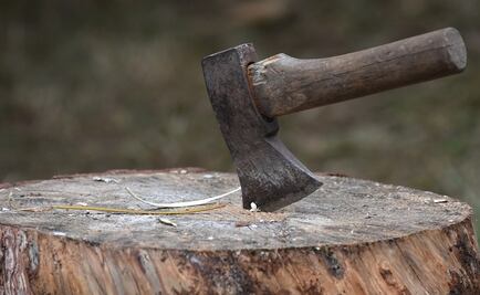 Agreden con machete y sable a hombre en restaurante de París