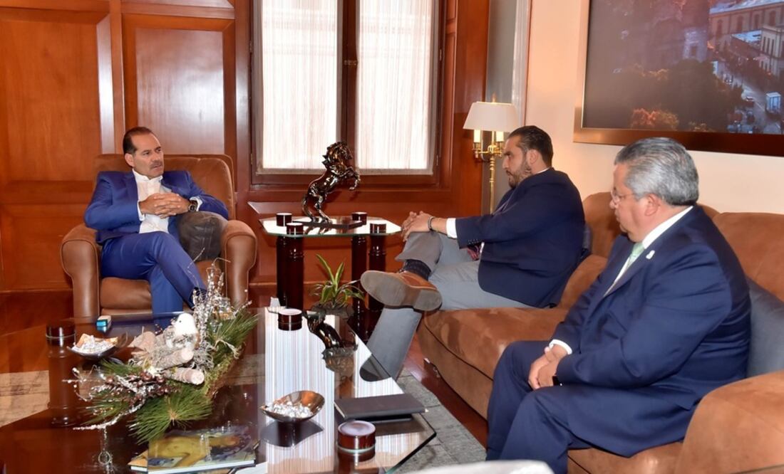 Reunión del gobernador Martín Orozco y Aldo Ruiz Sánchez. Foto: tomada de Twitter @MartinOrozcoAgs