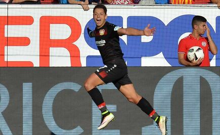 “Chicharito”, en el 11 ideal del Bayer Leverkusen