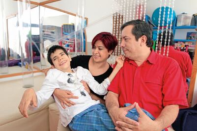 Historia. Erick perdió un riñón en tratamiento