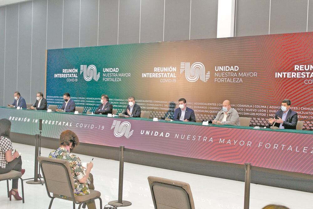 Los gobernadores de la Alianza Federalista aseguran que las cifras del Inegi revelan que hay 69% más muertos por la pandemia. Foto: ARCHIVO EL UNIVERSAL