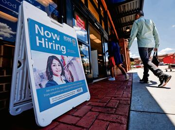 Se desploma la creación de empleo en EU en octubre; tasa de desempleo se mantiene en 4.1%