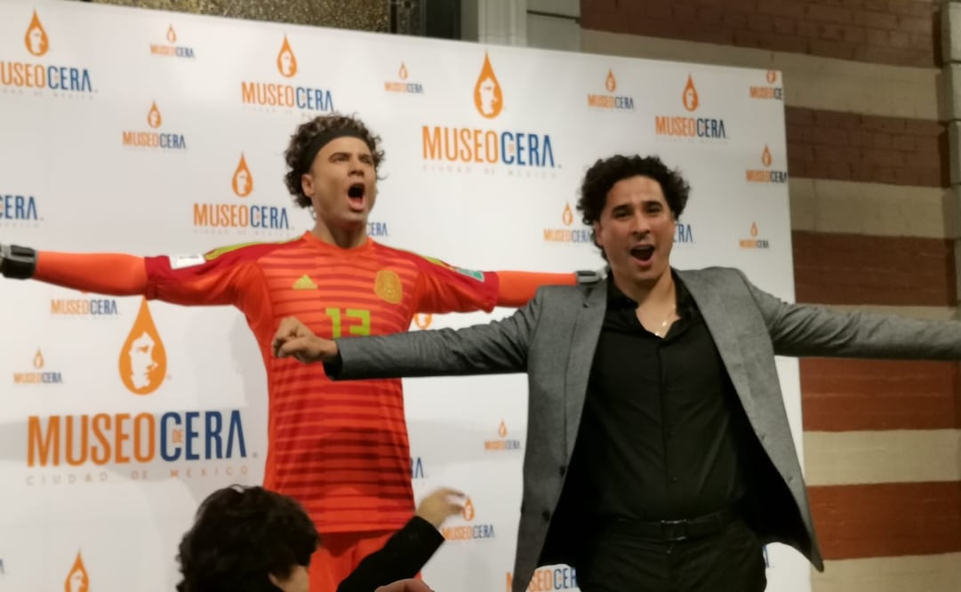 Guillermo Ochoa en la presentación de su estatua - FOTO: Sebastián García / El Universal