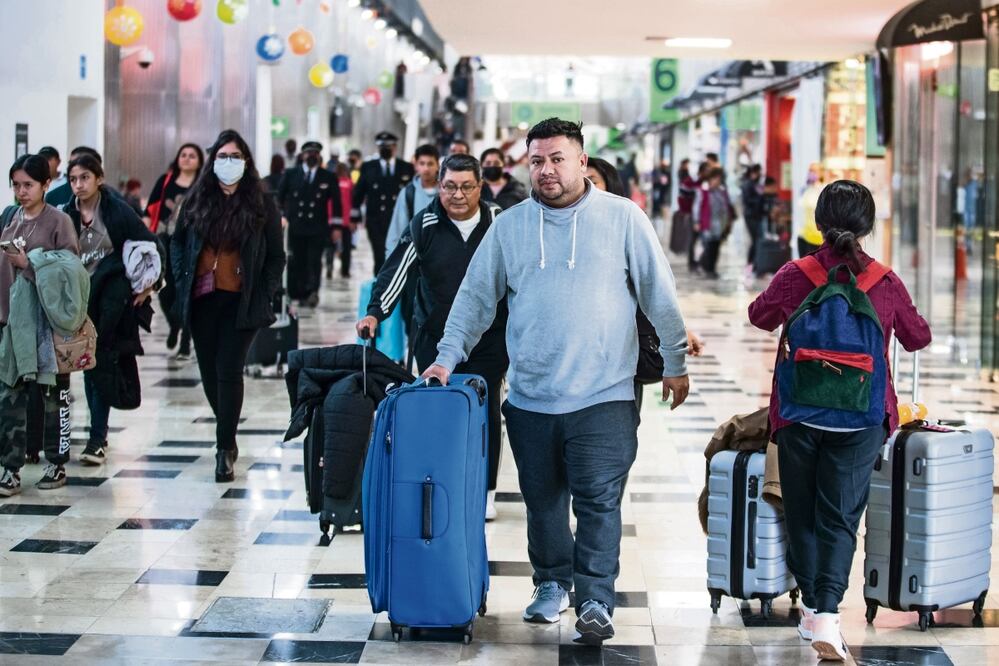 La experiencia del pasajero es cada vez más mala en el AICM, advierten analistas.