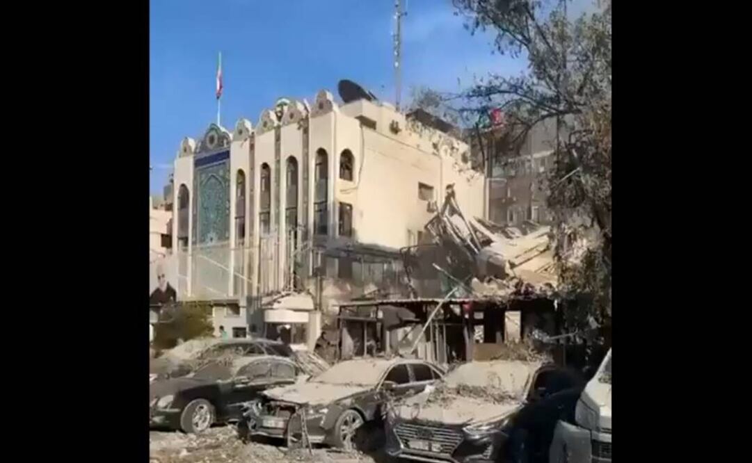 Irán prometió que habrá una “respuesta decisiva, tras el ataque de Israel contra su Consulado en Siria que mató a por lo menos ocho personas, entre ellos un destacado comandante de los Guardianes de la Revolución islámica, informó la televisión estatal iraní. Foto: Redes sociales