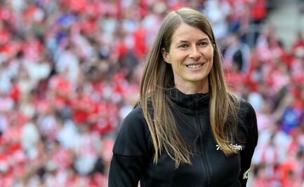 Marie-Louise Eta se convierte en la primera mujer en ganar un juego en Bundesliga