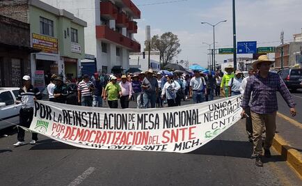Maestros de la CNTE se manifiestan en Morelia