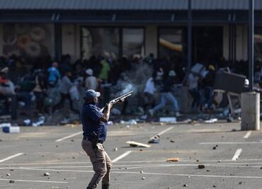 ¿Por qué Sudáfrica vive los peores disturbios desde el regreso de la democracia?