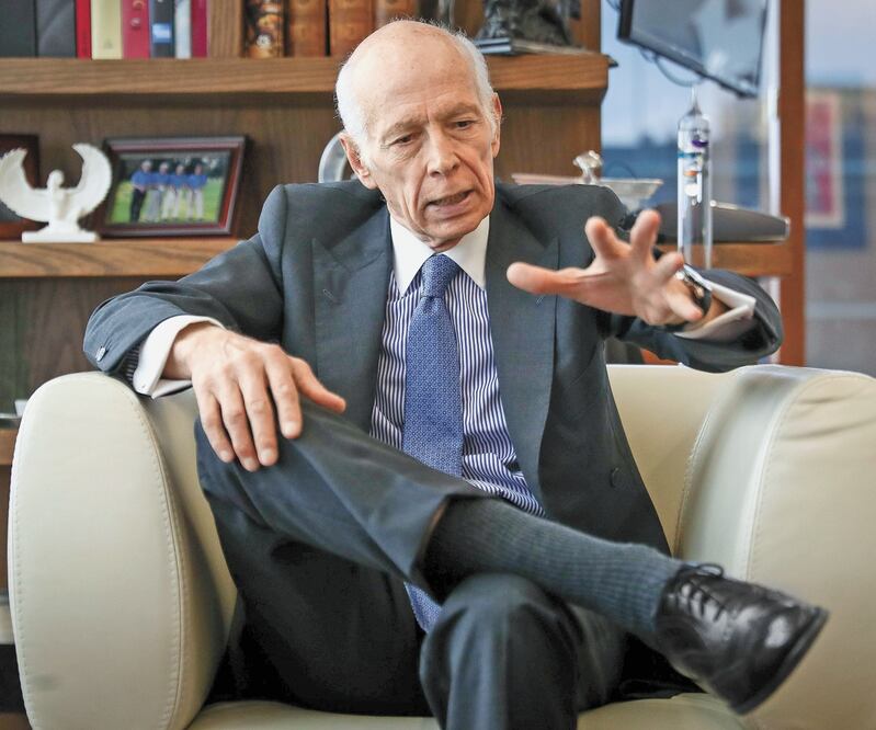 Luis Niño de Rivera dijo que el hecho de que los bancos no lleguen a las comunidades pobres refleja la falta de infraestructura básica en el país. DIEGO SIMÓN. EL UNIVERSAL