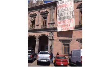 Manifestantes de Ixmiquilpan piden renuncia de alcalde Charrez