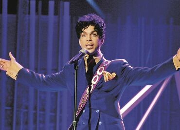 Prince ya tiene su tono morado