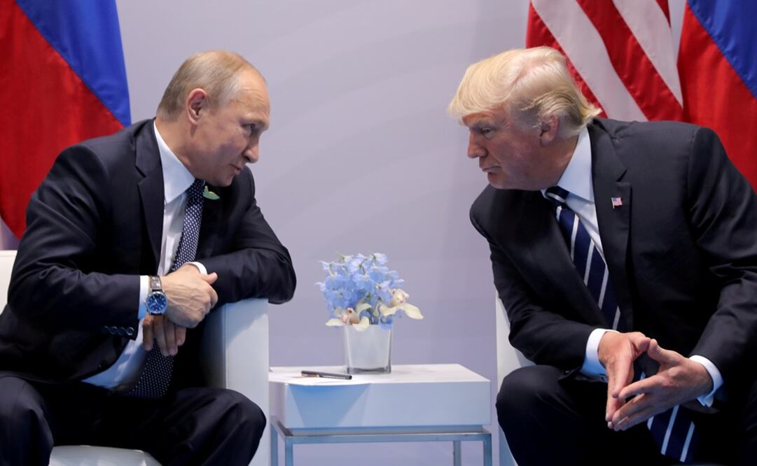 Trump y Putin se reunirán a solas al comienzo de la cumbre, con la única compañía de sus intérpretes (Foto: Reuters )