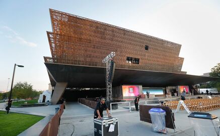 Obama celebra apertura de Museo Nacional Afroamericano