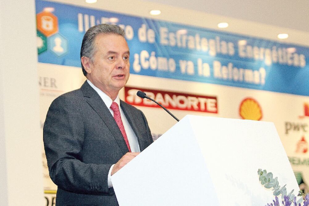 Pedro Joaquín Coldwell, secretario de Energía, dijo que las Fibras E ayudarán a reconfigurar las refinerías de Pemex (ARCHIVO EL UNIVERSAL)