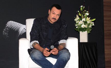 Pepe Aguilar habla de la incierta situación de su hijo