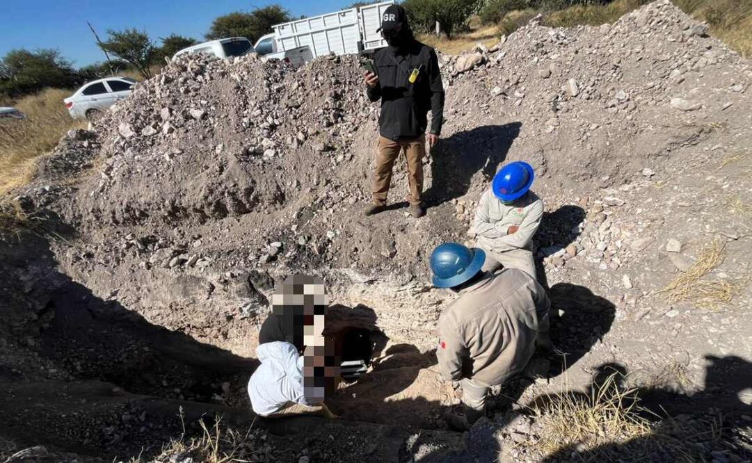 La Fiscalía General de la República localizó un túnel que conducía a una toma clandestina en Hidalgo (02/12/2024). Foto: Especial