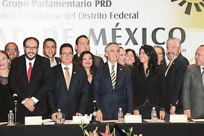 Mancera tira línea a diputados del PRD