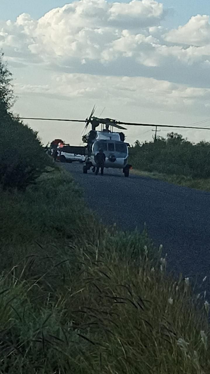 Un accidente de un vehículo militar registrado sobre la carretera federal 54, en los límites de Zacatecas y San Luis Potosí, dejó un saldo preliminar de un soldado muerto y cinco más heridos. (Foto: especial)