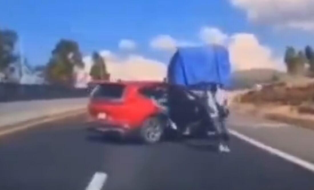 Familia escapa de robo en carretera federal Texcoco-Calpulalpan (16/01/2025). Foto: Captura de pantalla
