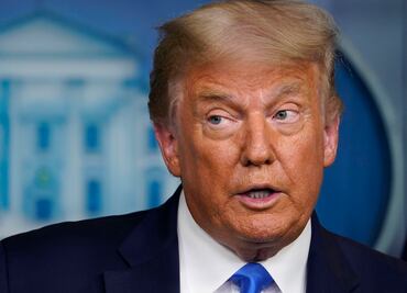 Trump critica a su propio gobierno y a Pfizer por no anunciar antes la vacuna
