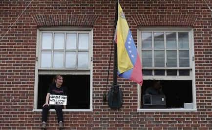 EU, dispuesto a desalojar embajada de Venezuela si Guaidó lo dispone