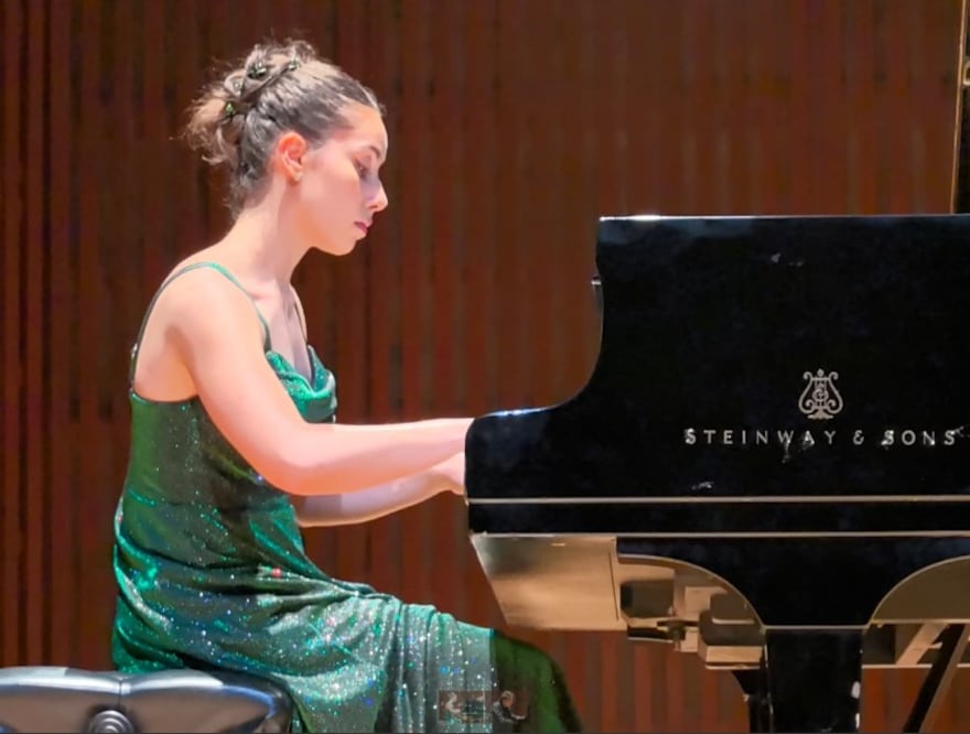 La pianista Raquel Fisk tuvo un debut temprano en Carnegie Hall y una proyección internacional con su gira por China. Crédito: Especial