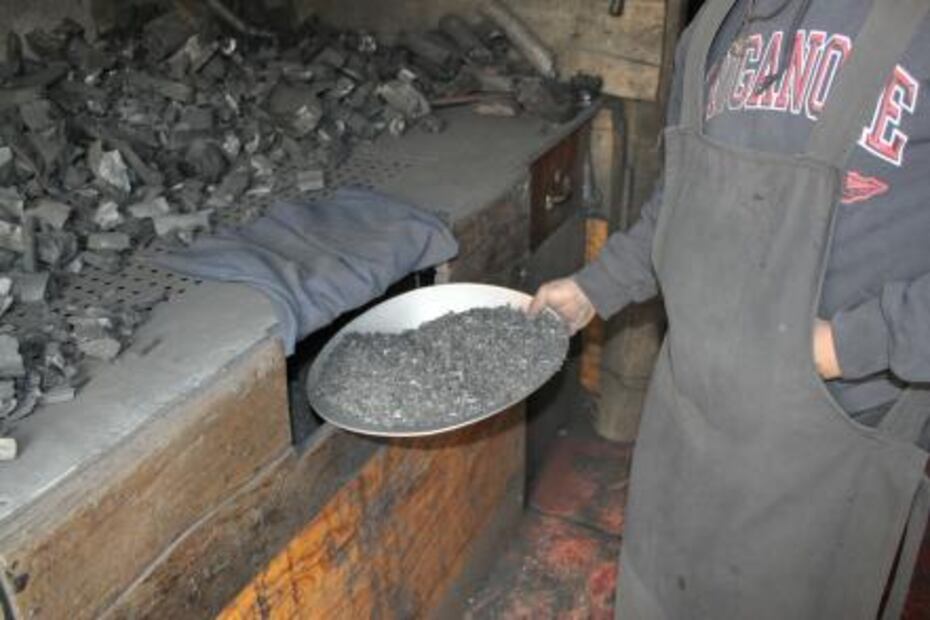 Adiós a la tradición de cocinar con carbón