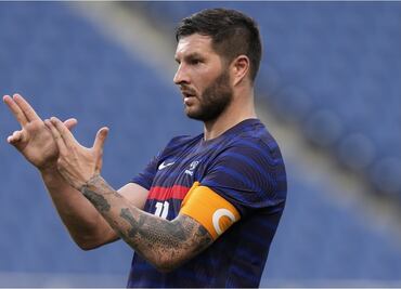 Gignac anota ‘Hat-trick’ en juegazo ante Sudáfrica