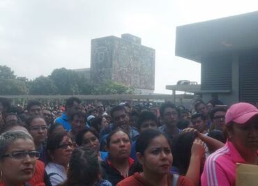 Padres reclaman en CU calificación de examen para bachillerato