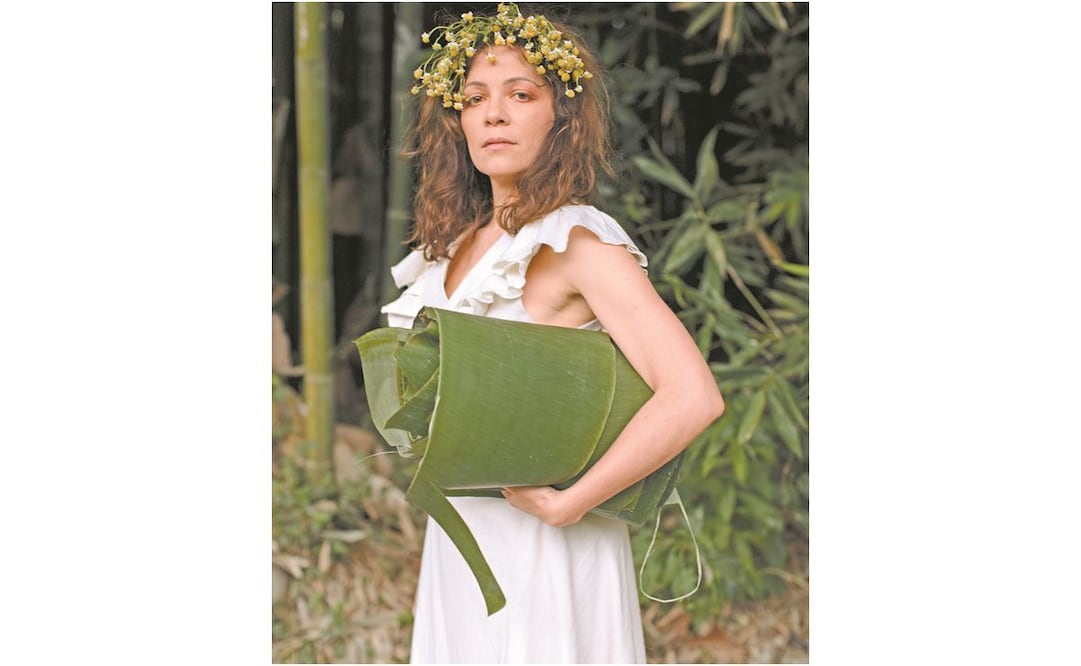 Ganó 3 Grammy Latinos: Canción alternativa, Regional mexicana y Álbum del año. SONY MUSIC