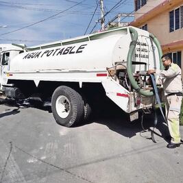 Gobierno pide no consumir agua sucia de las llaves