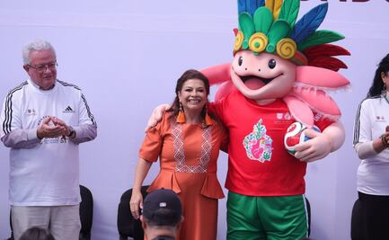 Un ajolote con penacho de colores, la mascota oficial de CDMX para el Mundial 2026; Brugada convoca a ciudadanía a ponerle nombre