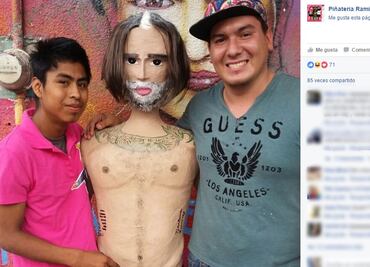 Crean piñata inspirada en foto de Alejandro Fernández
