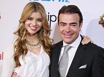 Toño Mauri entrega a su hija en el altar tras su milagrosa recuperación del Covid