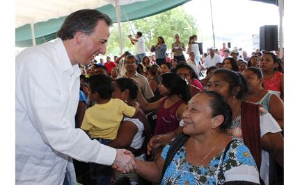 No desperdiciemos talento en pensar qué nos divide: Meade