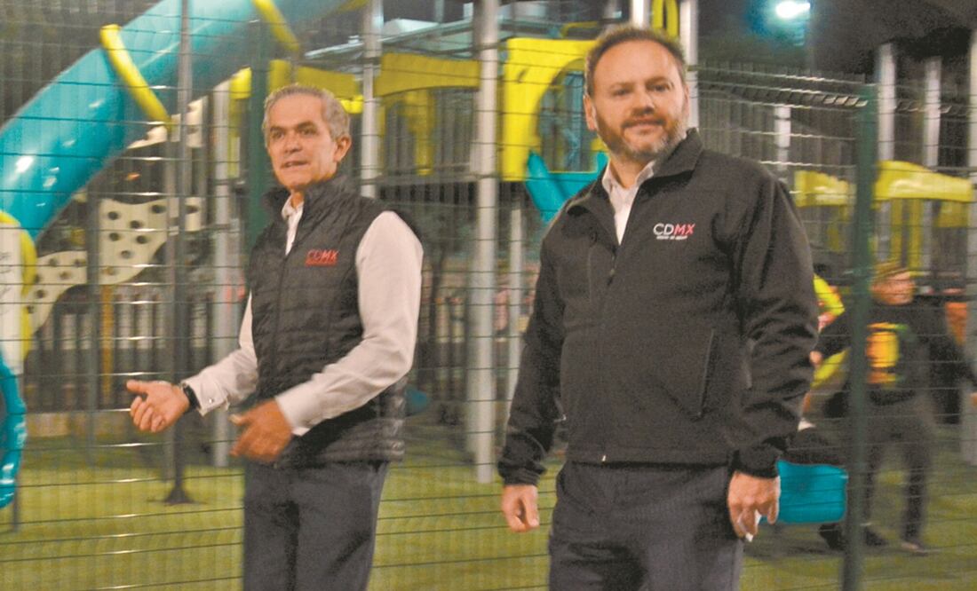 Miguel Ángel Mancera, exjefe de Gobierno, y José Jaime Slomianski Aguilar, extitular de la Agencia de Gestión Urbana.