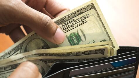 ¿Por qué el imparable ascenso del dólar es malo para la economía mundial?