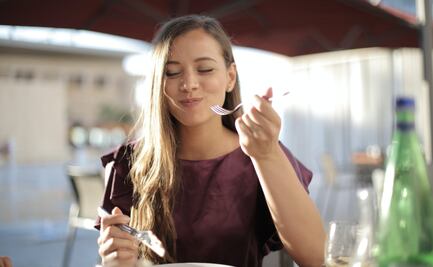 8 alimentos que toda mujer debe incluir en su dieta