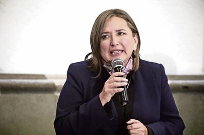 Gana una batalla Xóchitl al Invea