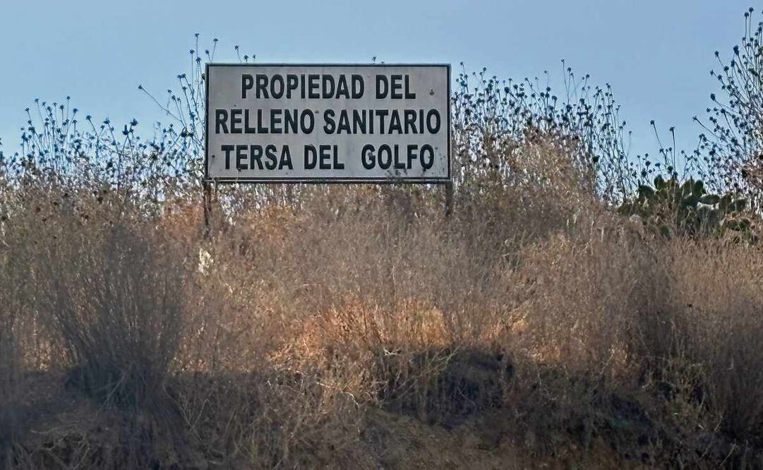 El tiradero a cielo abierto Bicentenario de la Independencia, de la empresa Tersa del Golfo, ha provocado problemas de salud a habitantes de Lomas del Rosario y Lomas de Cuautitlán. Foto: Arturo Contreras / EL UNIVERSAL